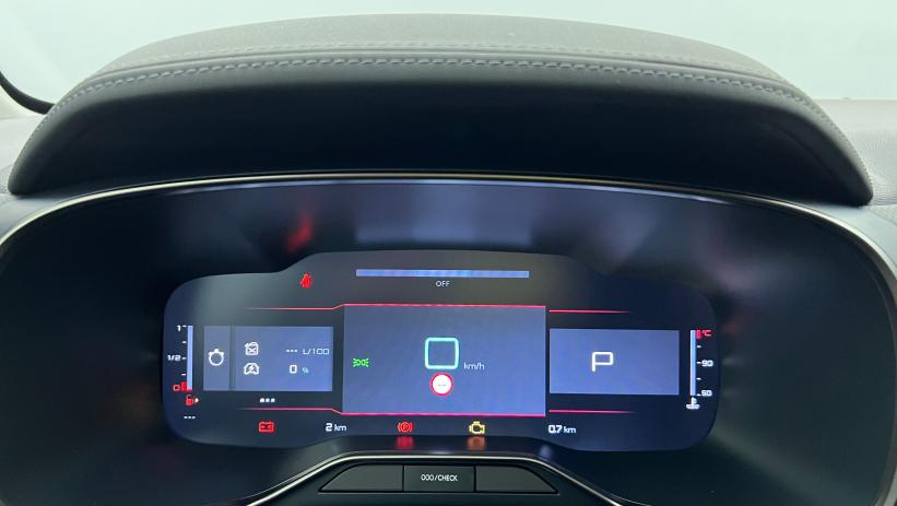 Aperçu du véhicule : Hybride 136 e-DCS6 Max Gris Platinium avec 1900€ d'équipements inclus