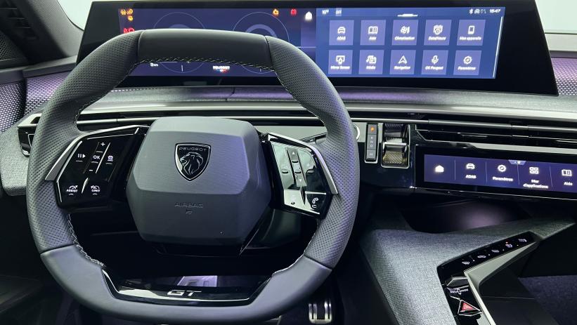 Aperçu du véhicule : Nouveau Hybrid 145 e-DCS6 GT Gris Artense avec 2450€ d'équipements inclus