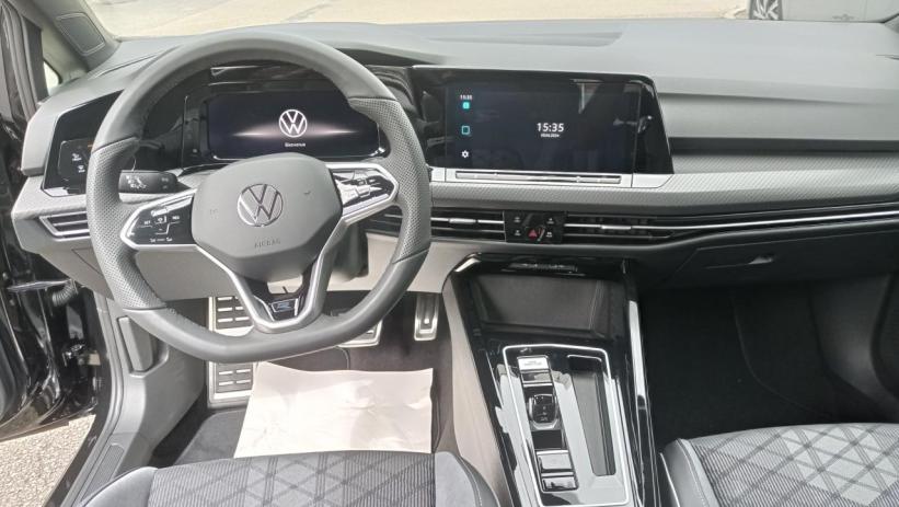 Aperçu du véhicule : R-LINE 2.0 TDI 150CV DSG 7 + LED MATRIX + JA 18 + NEUF 0KM