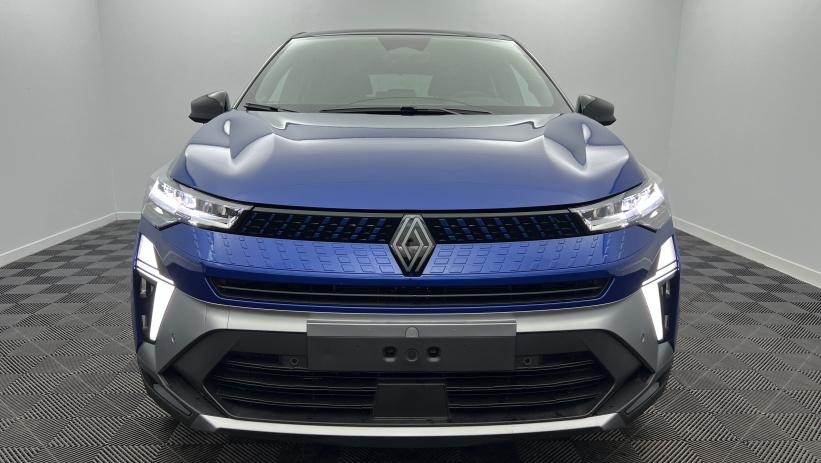 Aperçu du véhicule : E-Tech full hybrid 160 ch esprit Alpine Bleu Iron - Toit Noir Etoilé avec 1500€ d'équipements inclus