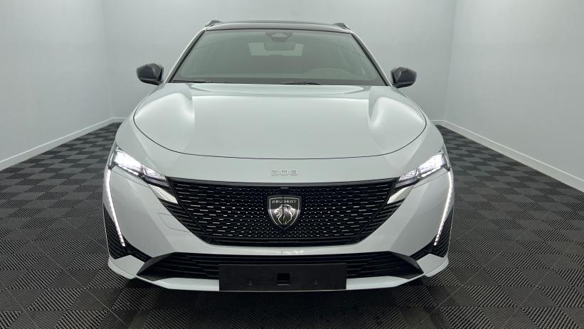 Aperçu du véhicule : Hybrid 145 e-DCS6 GT Blanc Okénite avec 3200€ d'équipements inclus