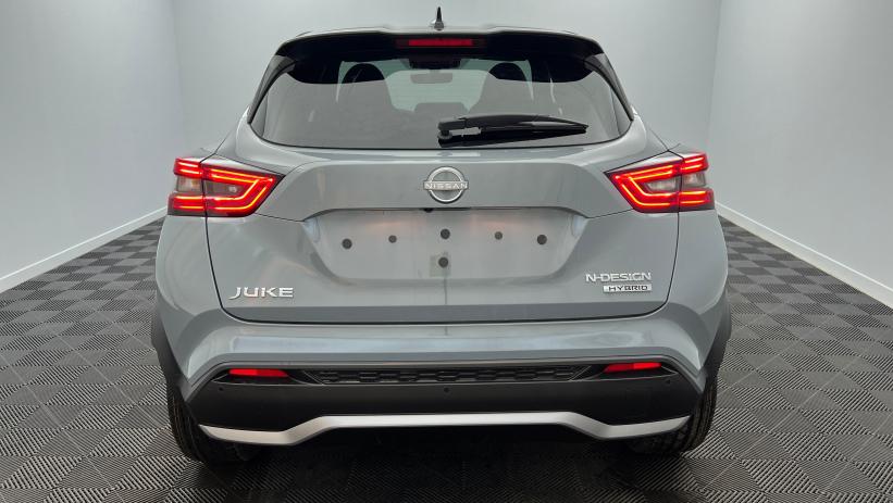 Aperçu du véhicule : HYBRID 143 N-Connecta Gris Argile - toit Noir Métallisé avec 2500€ d'équipements inclus