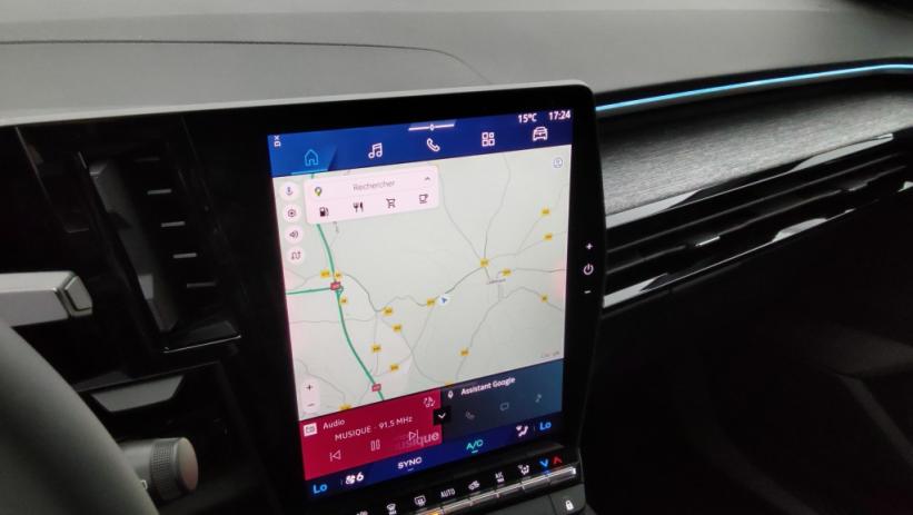 Aperçu du véhicule : 1.2 E-TECH FULL HYBRID 200CH TECHNO - 24