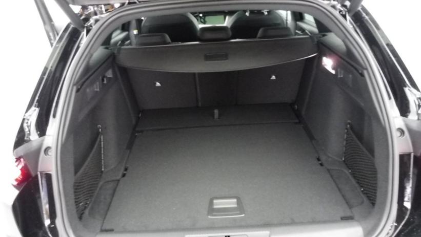 Aperçu du véhicule : 1.2 HYBRID 136CH GT E-DCS6