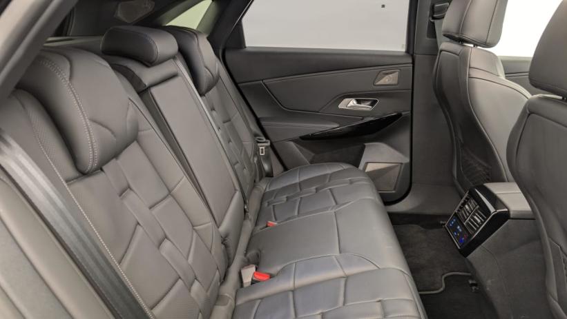 Aperçu du véhicule : Hybride Rechargeable E-Tense 225 EAT8 Opera