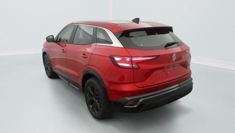 Aperçu du véhicule : FULL HYBRID E-TECH 200 CH EVOLUTION