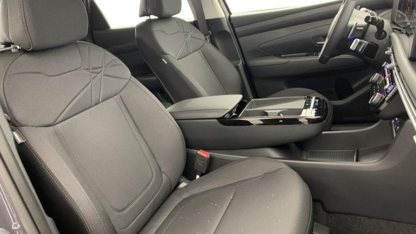 Aperçu du véhicule : 1.6 T-GDI 215 Hybrid BVA6 Initia