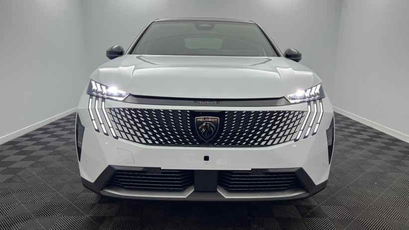 Aperçu du véhicule : Hybrid 145 e-DCS6 GT Exclusive Blanc Okénite avec 3300€ d'équipements inclus