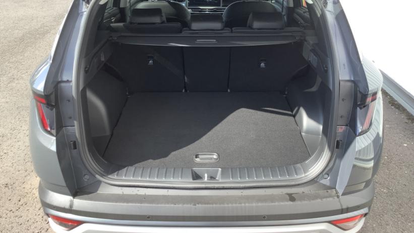 Aperçu du véhicule : TUCSON 1.6 T-GDI 215 Hybrid BVA6 Executive