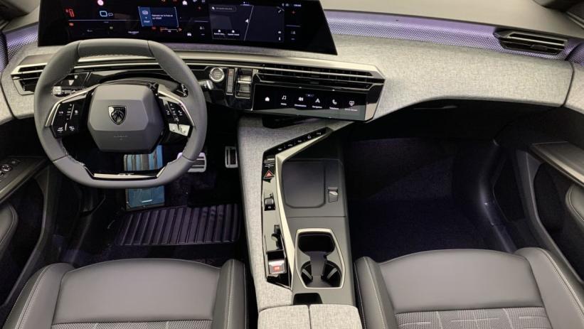 Aperçu du véhicule : Hybrid 145 e-DCS6 GT