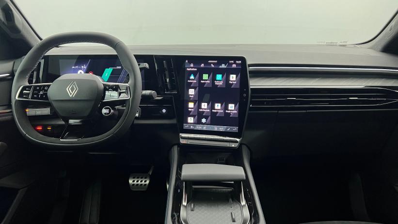 Aperçu du véhicule : E-Tech full hybrid 200 esprit Alpine Gris Schiste avec 2650€ d'équipements inclus