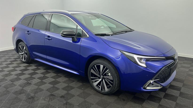 Aperçu du véhicule : Hybride 178ch Design Bleu Genièvre avec 2490€ d'équipements inclus