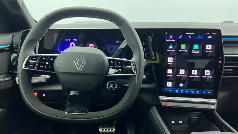 Aperçu du véhicule : full hybrid E-Tech 200 ch Esprit Alpine Blanc Nacré - Toit Noir Etoilé avec 3450€ d'équipements inclus