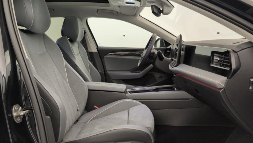 Aperçu du véhicule : 2.0 TDI EVO SCR 122 DSG7 Life Plus