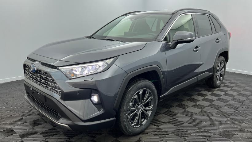 Aperçu du véhicule : Hybride 218 ch 2WD Dynamic Gris Atlas avec 3150€ d'équipements inclus