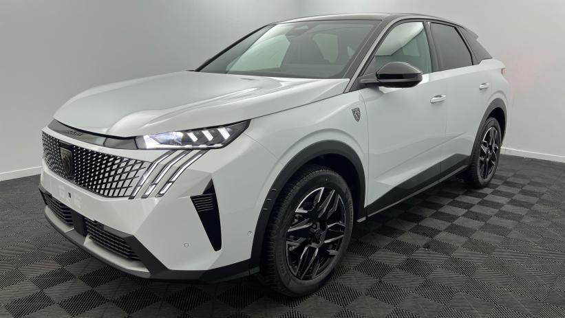 Aperçu du véhicule : Hybrid 145 e-DCS6 GT Blanc Okénite avec 5700€ d'équipements inclus