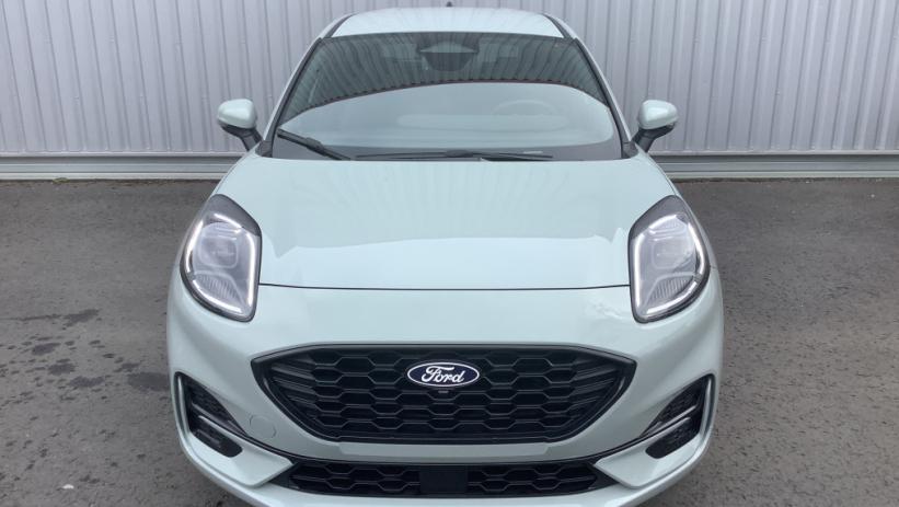 Aperçu du véhicule : PUMA 1.0 EcoBoost 125 ch mHEV S&S Powershift ST-Line X