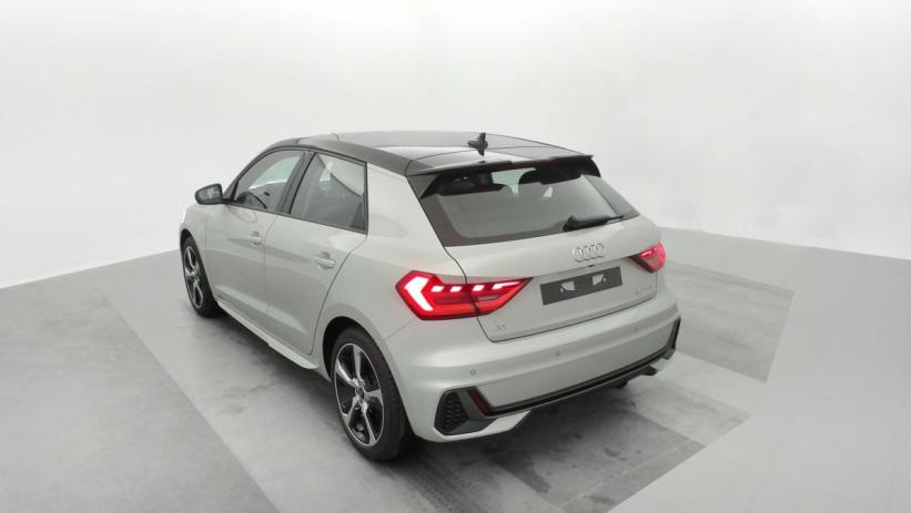 Aperçu du véhicule : 30 TFSI 116 CH S TRONIC 7 ADVANCED