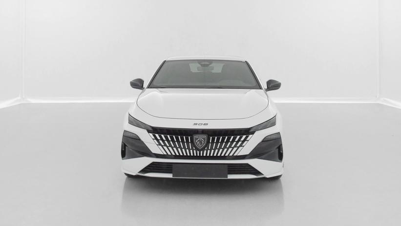 Aperçu du véhicule : III(2) 1.2 Hybrid 145ch GT e-DCS6