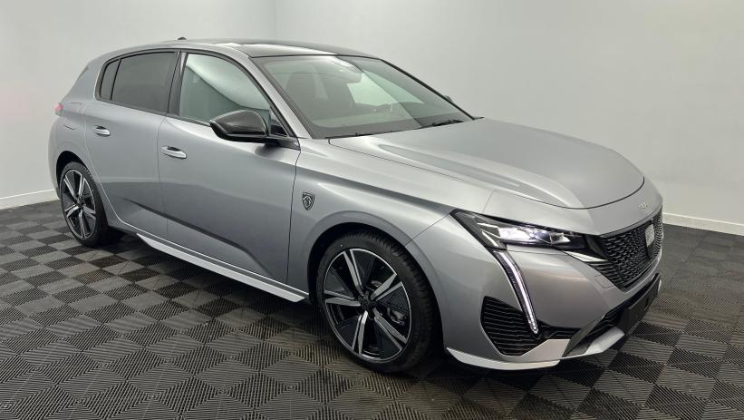 Aperçu du véhicule : BlueHDi 130ch S&S EAT8 GT Gris Artense avec 4500€ d'équipements inclus