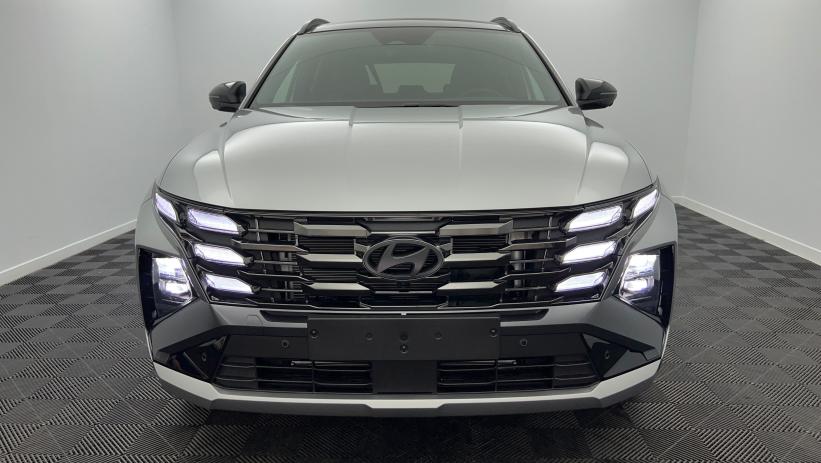 Aperçu du véhicule : 1.6 T-GDI 239 Hybrid BVA6 Executive Shimmering Silver avec 1160€ d'équipements inclus