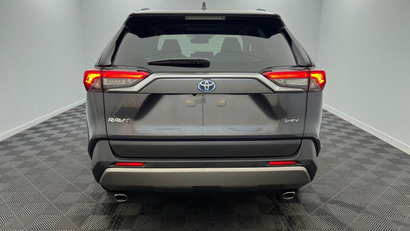 Aperçu du véhicule : Hybride 222 ch AWD-i 30 YEARS Gris Atlas avec 1350€ d'équipements inclus