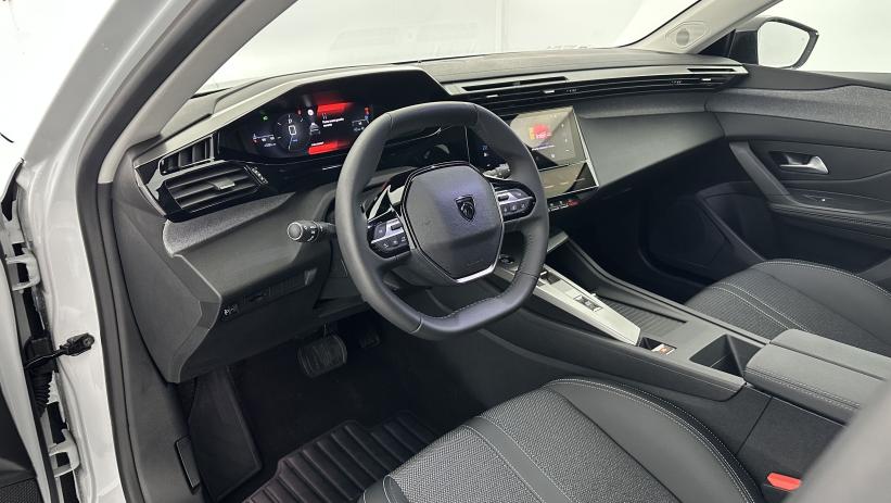 Aperçu du véhicule : 1.2 Hybrid 136ch Allure e-DCS6