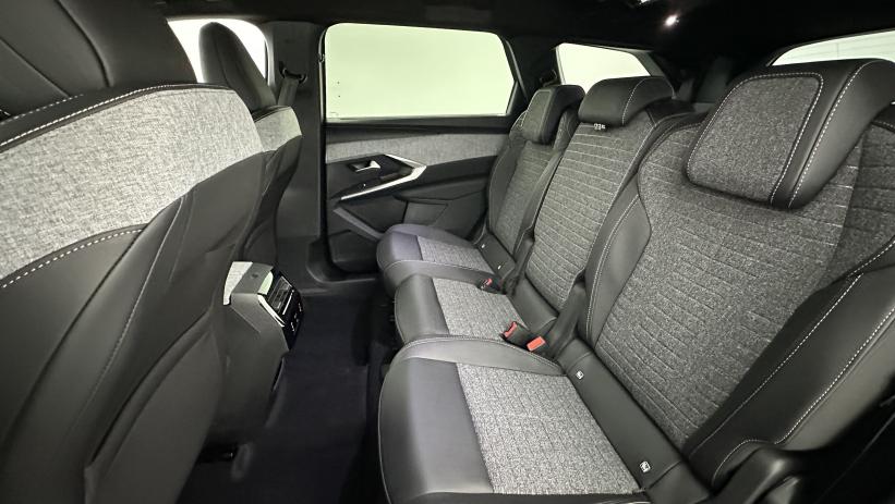 Aperçu du véhicule : 1.2 Hybrid 145ch Allure e-DCS6