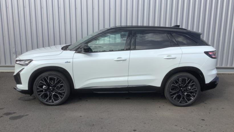 Aperçu du véhicule : AUSTRAL full hybrid E-Tech 200 ch Esprit Alpine