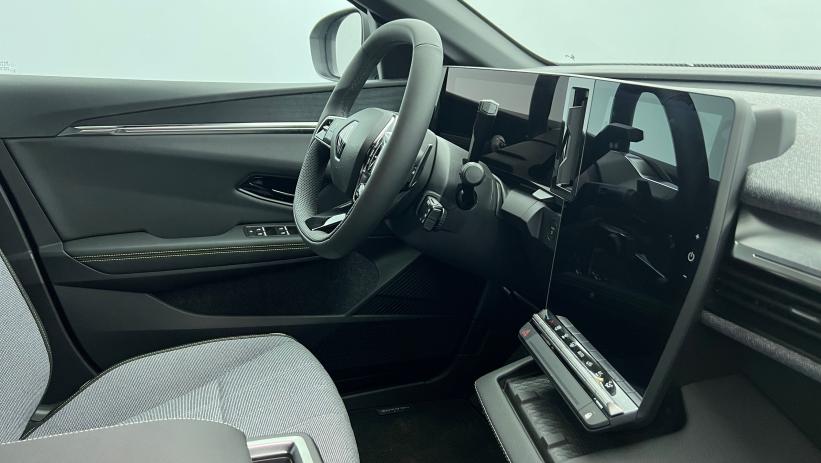 Aperçu du véhicule : 220 ch autonomie confort Techno Blanc glacier - Toit Noir Etoilé avec 2000€ d'équipements inclus