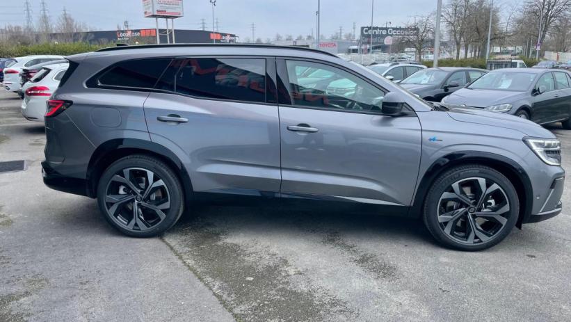 Aperçu du véhicule : ESPRIT ALPINE E-TECH FULL HYBRIDE 200CV BV CVT 7 PLACES + TOIT EN VERRE PANORAMIQUE + NEUF 0KM