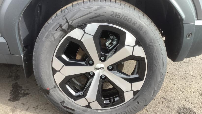 Aperçu du véhicule : DUSTER Hybrid 140 Journey