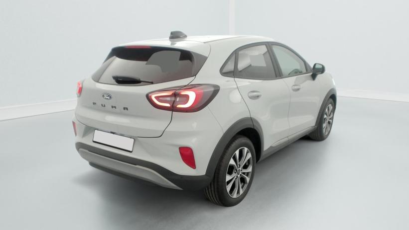 Aperçu du véhicule : 1.0 EcoBoost 125 ch mHEV S S BVM6 Titanium