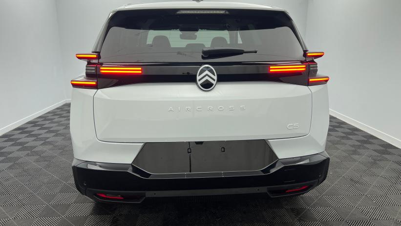 Aperçu du véhicule : Nouveau Hybrid 145 e-DCS6 Max Blanc Okénite avec 2220€ d'équipements inclus