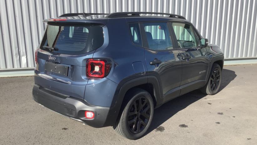 Aperçu du véhicule : RENEGADE 1.5 Turbo T4 130 ch BVR7 e-Hybrid Summit