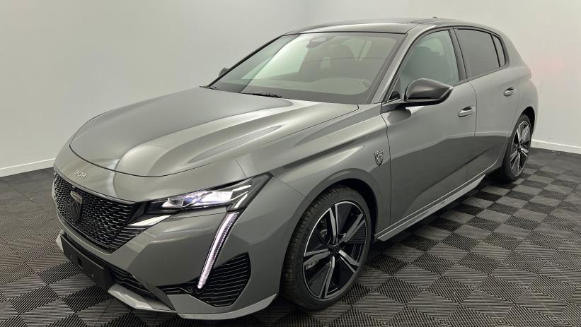 Aperçu du véhicule : BlueHDi 130ch S&S EAT8 GT Gris Selenium avec 4500€ d'équipements inclus