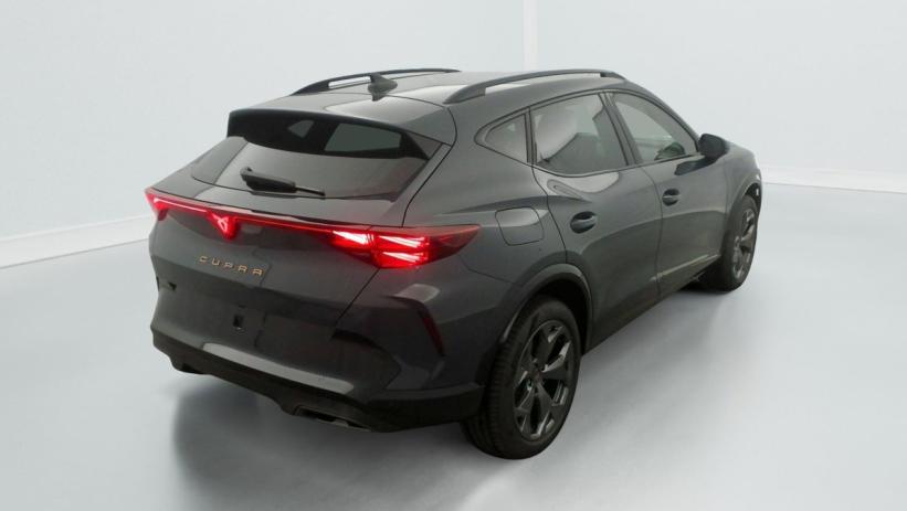Aperçu du véhicule : 1.5 ETSI HYBRID 150 CH DSG7 V