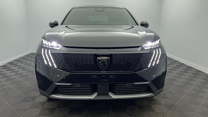 Aperçu du véhicule : Hybrid 145 e-DCS6 GT Exclusive Noir Perla Nera avec 3300€ d'équipements inclus