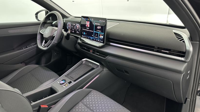 Aperçu du véhicule : 1.5 eTSI EVO2 Hybrid 150ch R-Line DSG7