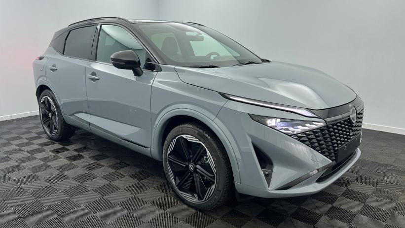 Aperçu du véhicule : Nouveau Mild Hybrid 158 ch Xtronic N-Design Gris Argile Toit Noir avec 2550€ d'équipements inclus