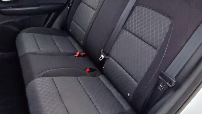Aperçu du véhicule : 1.5 Hybrid+ 197ch Comfort