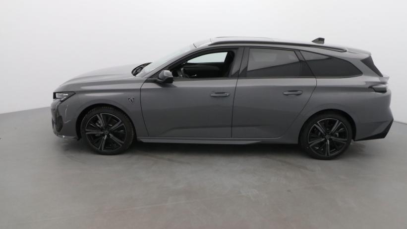 Aperçu du véhicule : 1.2 HYBRID 136CH GT E-DCS6