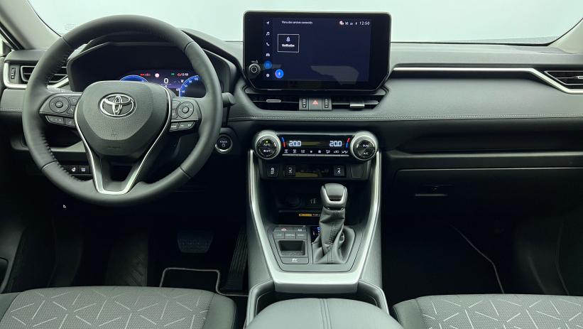 Aperçu du véhicule : Hybride 218 ch 2WD Dynamic Gris Acier avec 2850€ d'équipements inclus
