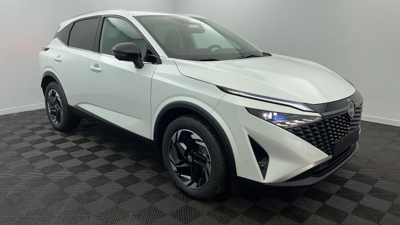 Aperçu du véhicule : Hybrid Nouveau e-Power Gen3 205 ch N-Connecta Blanc nacré avec 2450€ d'équipements inclus