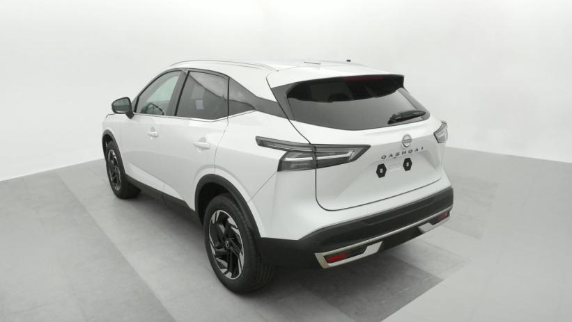 Aperçu du véhicule : MILD HYBRID 158 CH XTRONIC N-CONNECTA