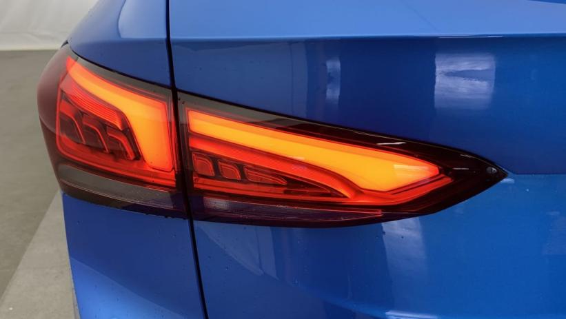 Aperçu du véhicule : 1.5 L Hybrid+ 197 ch Luxury