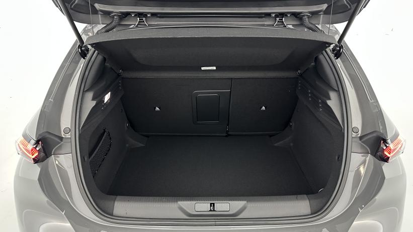 Aperçu du véhicule : III(2) 1.2 Hybrid 145ch GT e-DCS6