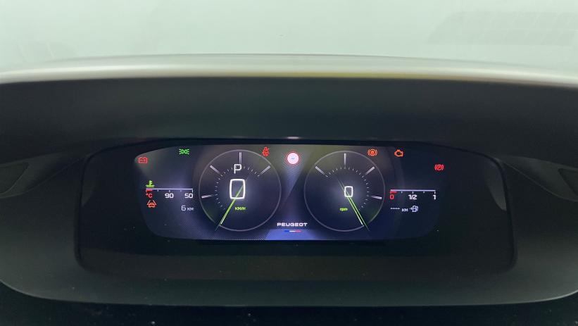 Aperçu du véhicule : BlueHDi 130ch S&S EAT8 GT Noir Perla Nera avec 4500€ d'équipements inclus