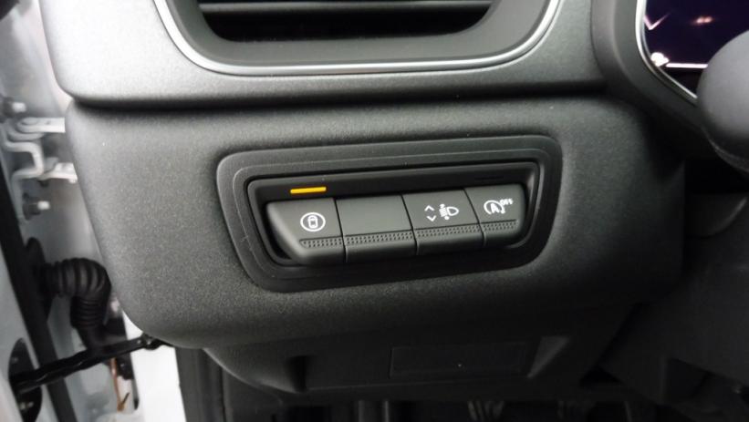 Aperçu du véhicule : 1.3 TCE MILD HYBRID 140CH TECHNO