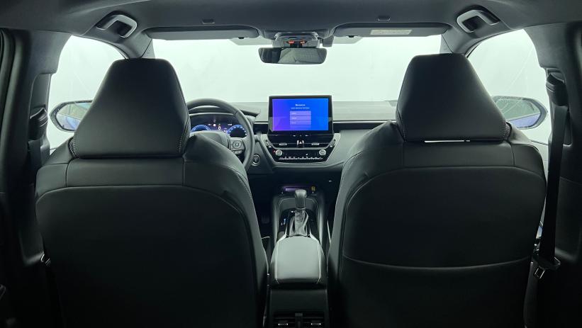 Aperçu du véhicule : Hybride 178ch Design Bleu Genièvre avec 2490€ d'équipements inclus